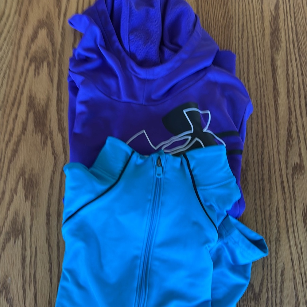 Under Amour purple sweat shirt